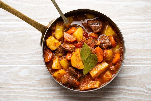 Cách làm bánh nướng cà rốt mềm, thơm và dễ ăn